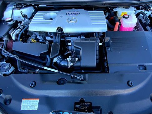 Used 2016 Lexus CT 200h image 31