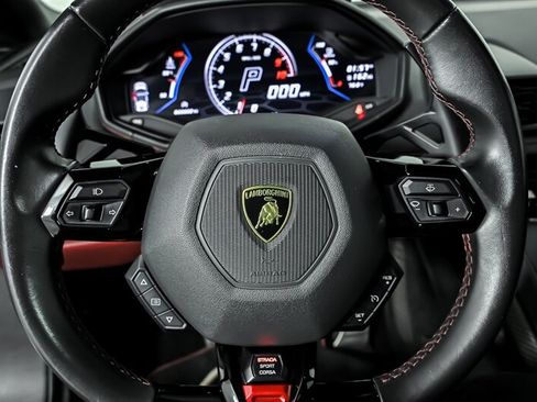 Used 2020 Lamborghini Huracan EVO AWD/4WD image 24