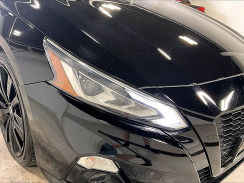 Used 2022 Nissan Altima 2.5 SR w/ Midnight Edition Package FWD image 36