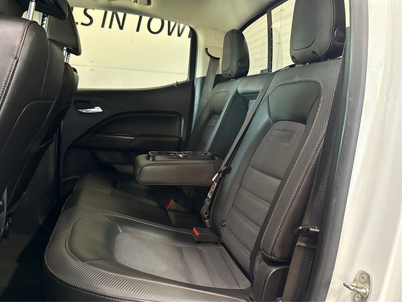 Used 2018 GMC Canyon All Terrain w/ Trailering Package AWD/4WD image 10