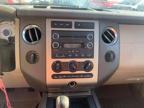 Used 2012 Ford Expedition XLT AWD/4WD image 9