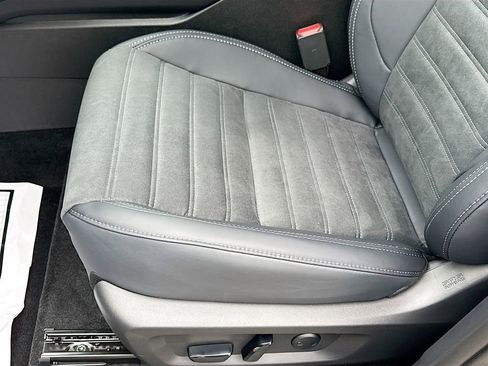 New 2026 Mitsubishi Outlander SE image 20