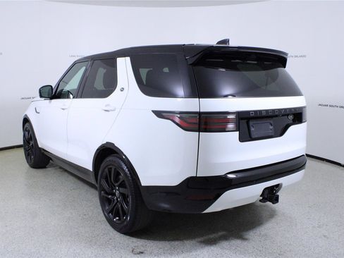 Used 2023 Land Rover Discovery S R-Dynamic AWD/4WD image 5