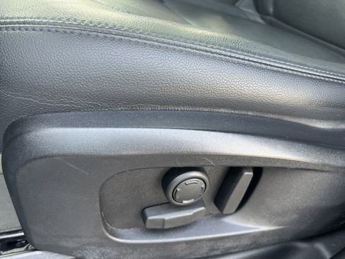 Certified 2023 Land Rover Defender 110 S image 23