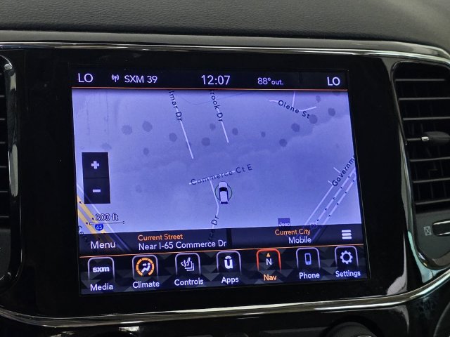 Used 2020 Jeep Grand Cherokee Limited RWD image 15