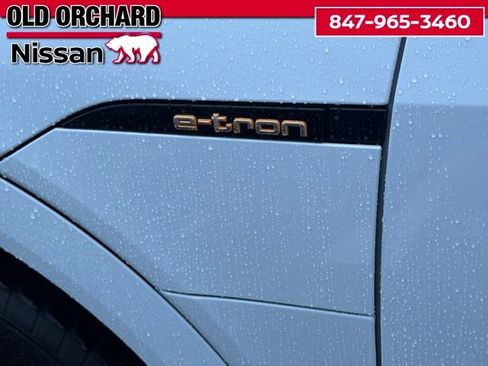 Used 2019 Audi e-tron Premium Plus image 9