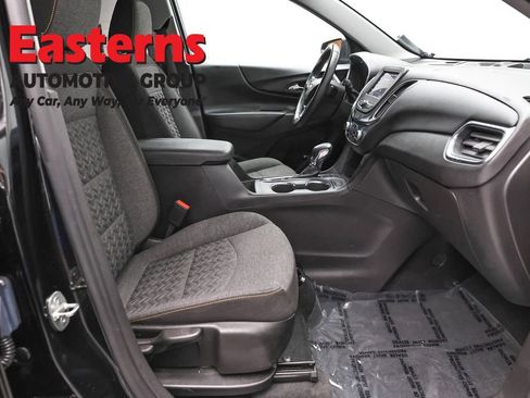 Used 2024 Chevrolet Equinox LT w/ LPO, Floor Liner Package AWD/4WD image 24