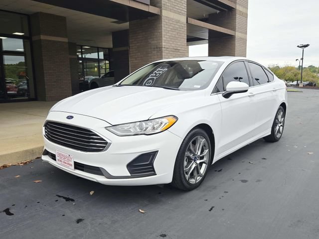 Used 2020 Ford Fusion SE FWD image 3
