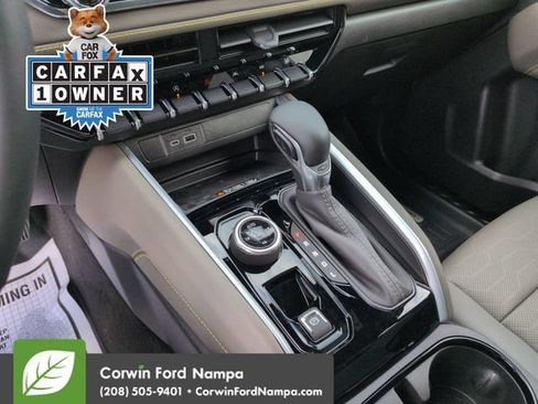 Used 2026 Chevrolet Colorado ZR2 w/ Technology Package AWD/4WD image 18