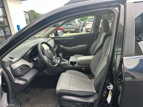 Used 2024 Subaru Outback Premium AWD/4WD image 12