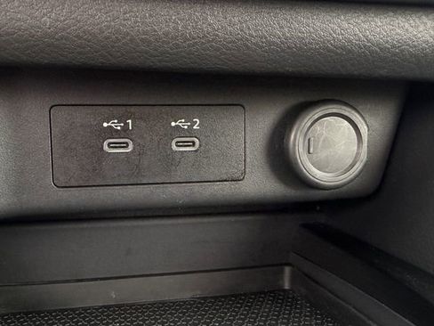 Used 2025 Nissan Rogue SV FWD image 20