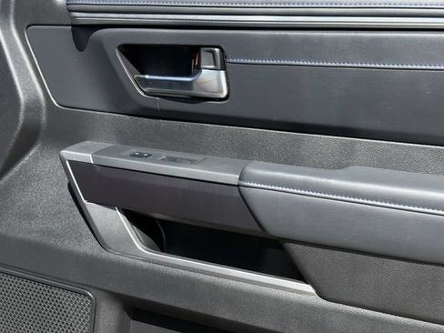 Used 2022 Toyota Tundra Platinum RWD image 31
