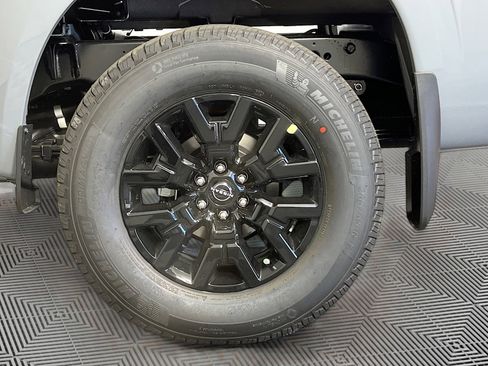 New 2026 Nissan Frontier SV w/ Tow Package AWD/4WD image 33