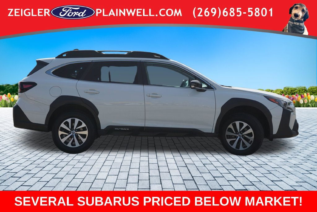 Used 2023 Subaru Outback Premium AWD/4WD image 6
