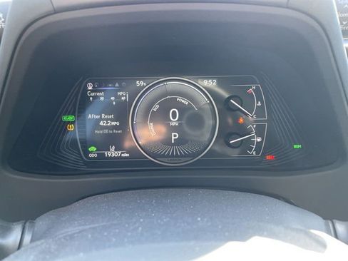 Used 2023 Lexus UX 250h F Sport w/ Accessory Package (Z1) image 25