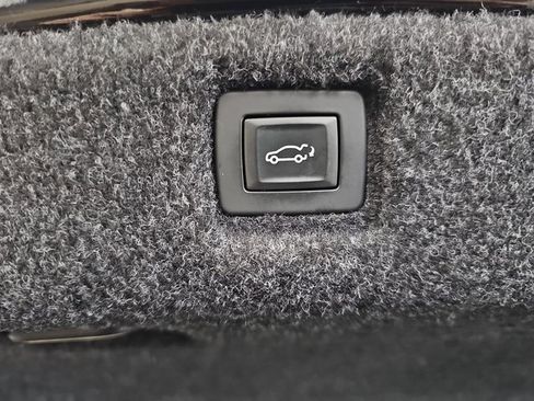 Used 2018 Cadillac CT6 Luxury image 13