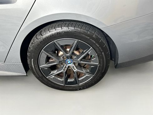 Used 2023 BMW i4 eDrive35 w/ Premium Package RWD image 11