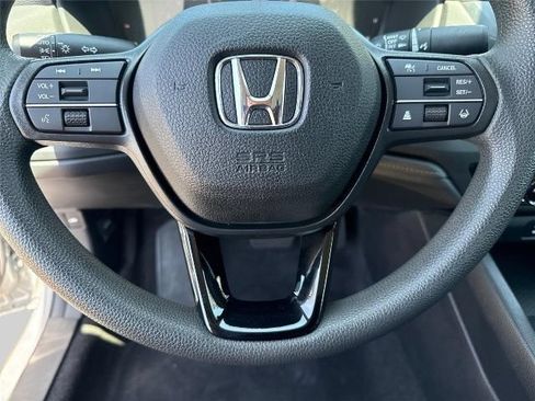 Used 2023 Honda Accord LX image 12