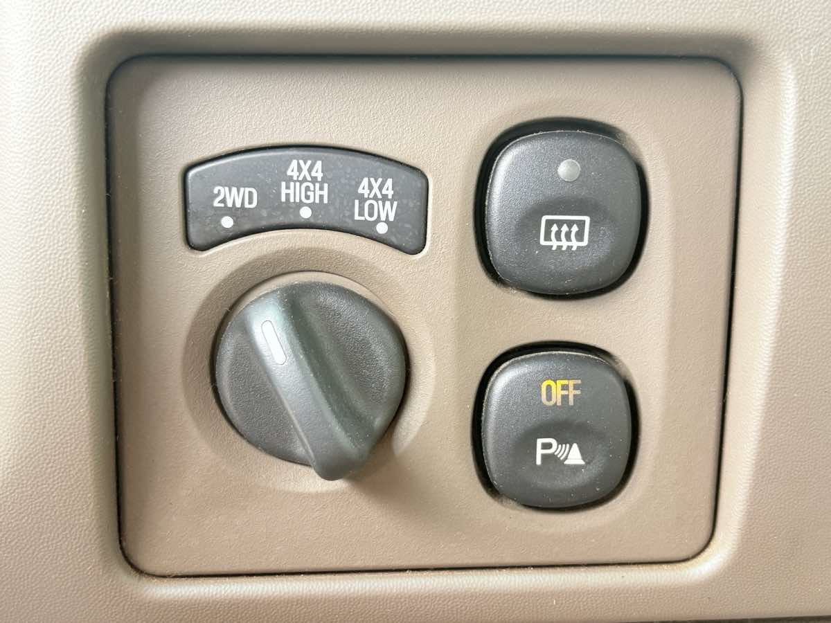 Used 2003 Ford Excursion Limited AWD/4WD image 10