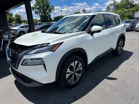 Used 2021 Nissan Rogue SV AWD/4WD image 1