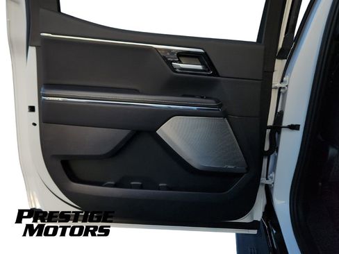 Used 2025 GMC Sierra EV Denali image 30