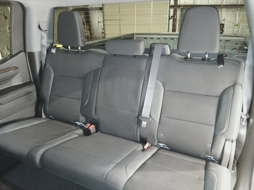 Used 2024 Chevrolet Silverado 1500 LT AWD/4WD image 12
