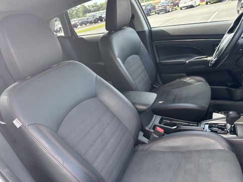 Used 2025 Mitsubishi Outlander Sport ES AWD/4WD image 33