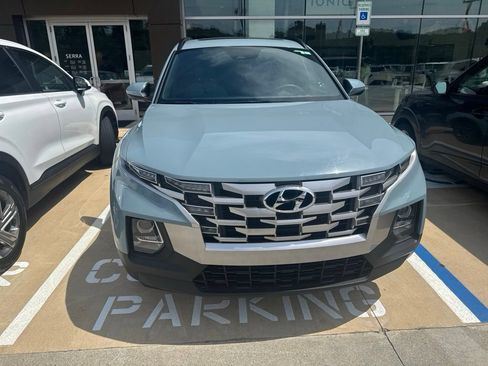 Certified 2022 Hyundai Santa Cruz SEL w/ Activity Package FWD image 2