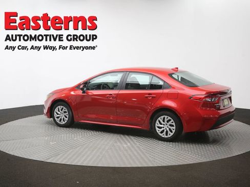 Used 2020 Toyota Corolla LE FWD image 61