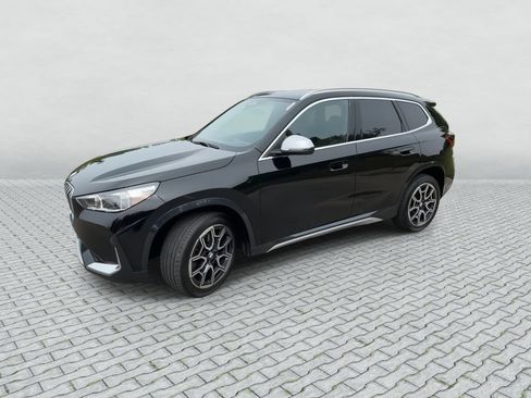 Used 2023 BMW X1 xDrive28i w/ Premium Package AWD/4WD image 4