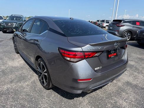 Used 2021 Nissan Sentra SR FWD image 34