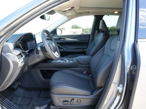 Certified 2026 INFINITI QX60 Luxe w/ Cargo Package AWD/4WD image 17