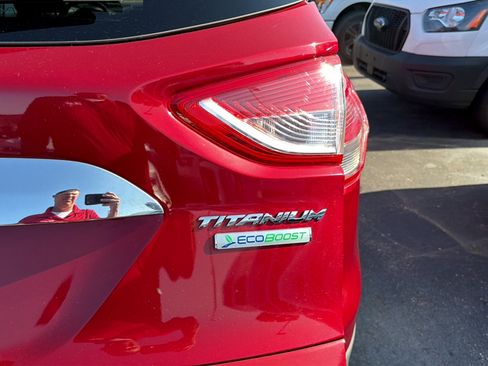 Used 2016 Ford Escape Titanium FWD image 8