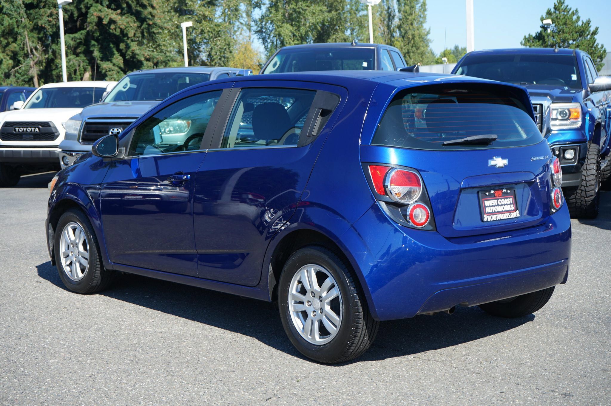 Used 2013 Chevrolet Sonic LT FWD image 3