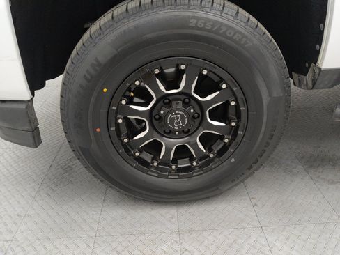 Used 2017 Chevrolet Silverado 1500 Custom w/ Rally 1 Edition RWD image 31