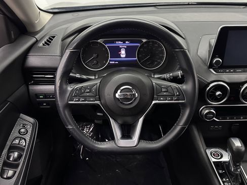 Used 2020 Nissan Sentra SV FWD image 24
