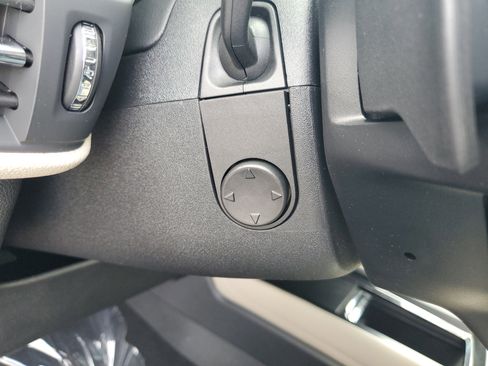 New 2026 Lincoln Corsair Reserve image 15