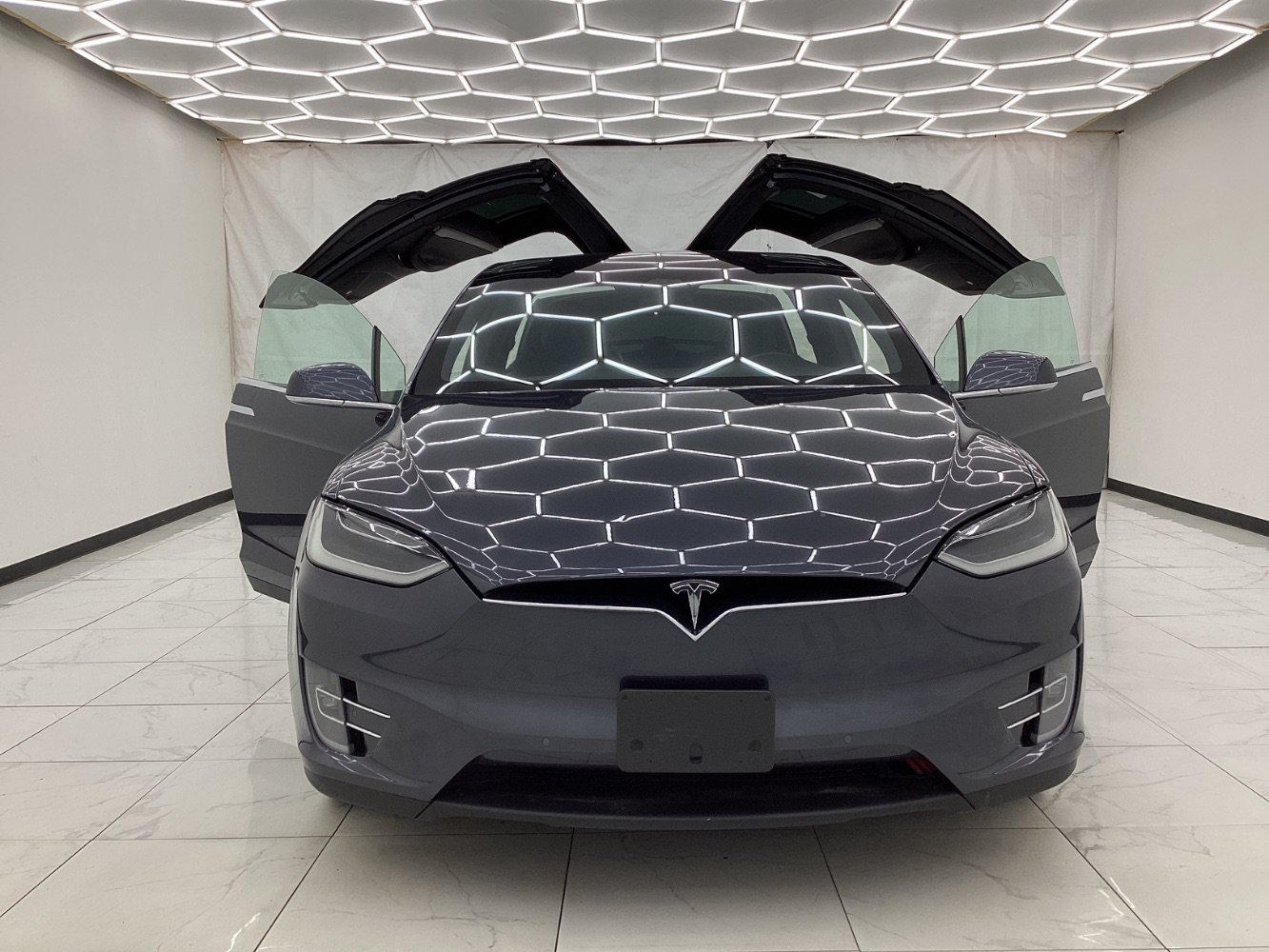 Used 2018 Tesla Model X 100D AWD/4WD image 15