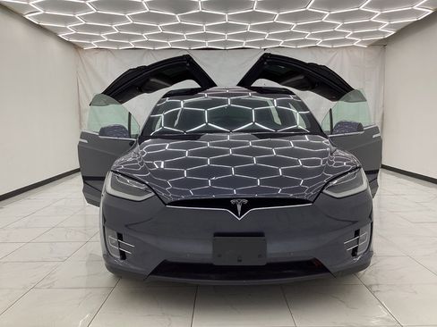 Used 2018 Tesla Model X 100D AWD/4WD image 15
