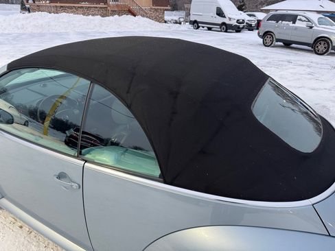 Used 2009 Volkswagen Beetle S image 37