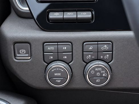 Used 2024 Chevrolet Silverado 3500 High Country w/ High Country Premium Package AWD/4WD image 25