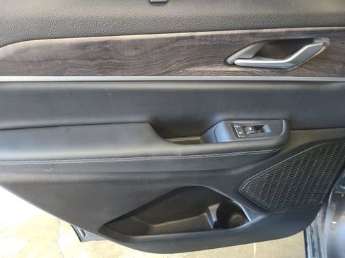 Certified 2024 Jeep Grand Cherokee L Limited w/ Luxury Tech Group II image 29