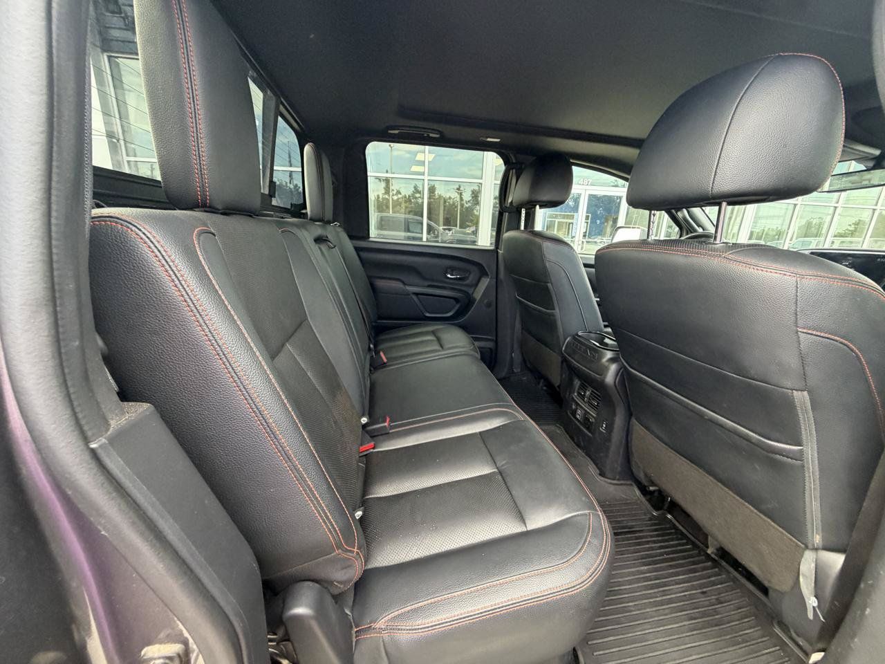 Used 2023 Nissan Titan PRO-4X w/ Pro-4x Convenience Package AWD/4WD image 14