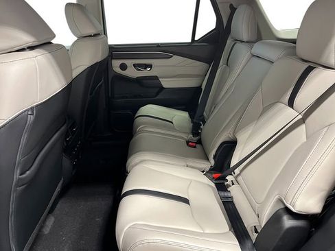 New 2026 Honda Pilot Touring image 23