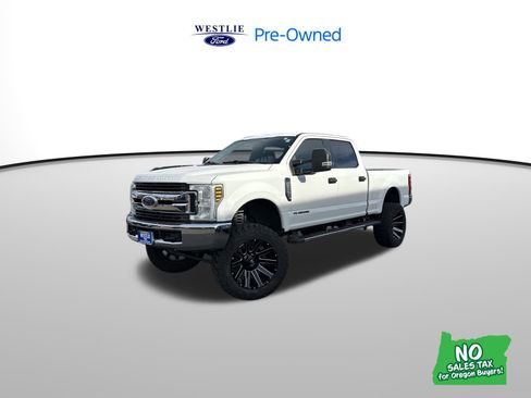 Used 2019 Ford F250 XLT w/ Snow Plow Prep Package image 1