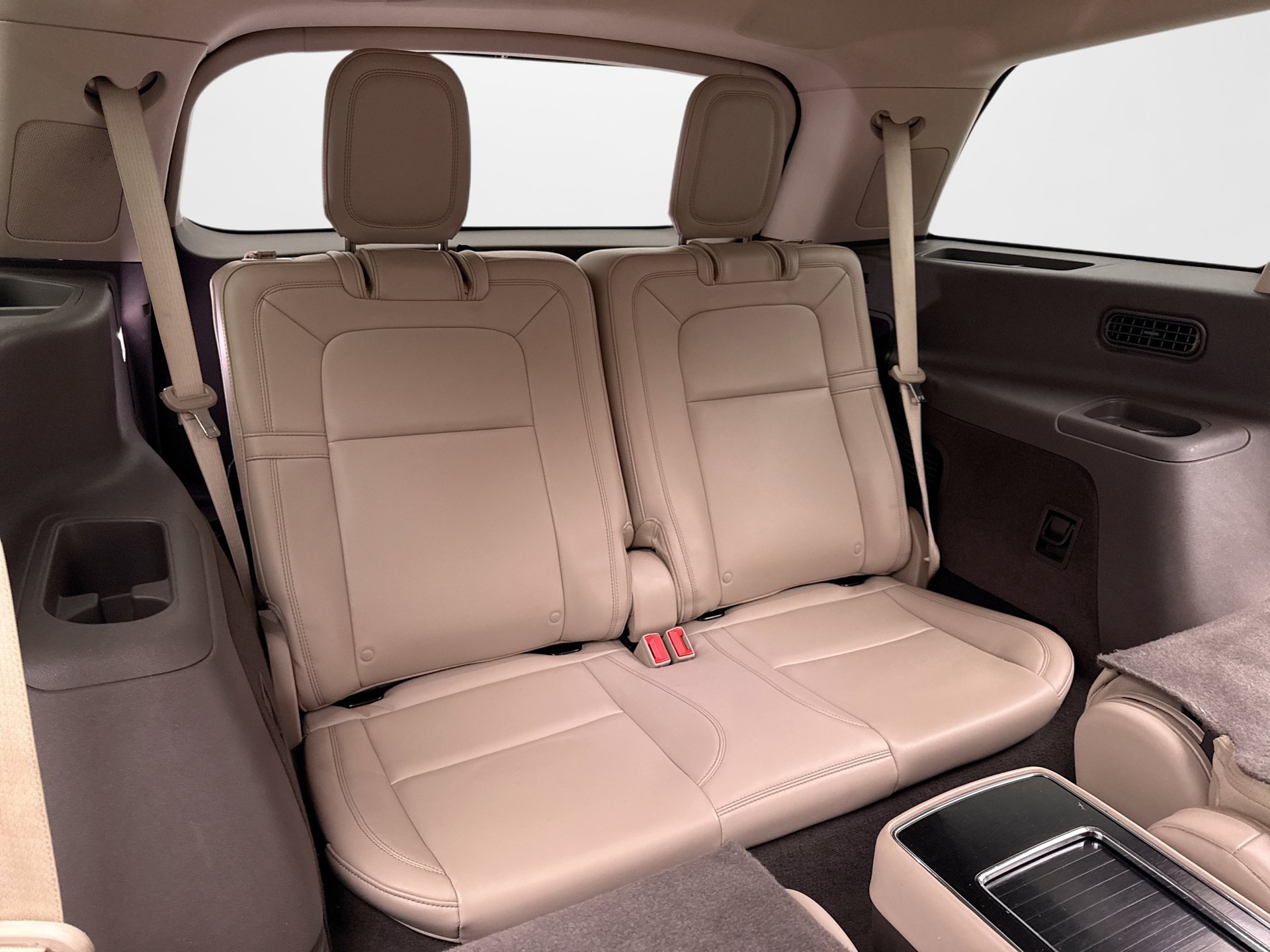 Used 2023 Lincoln Aviator Reserve w/ Equipment Group 201A AWD/4WD image 19