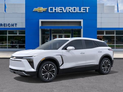 New 2026 Chevrolet Blazer EV LT image 26