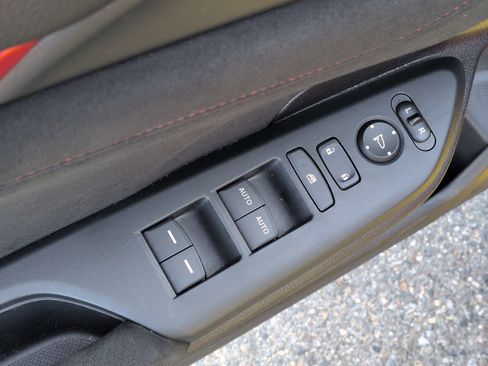 Used 2021 Honda Civic Type R Limited image 15