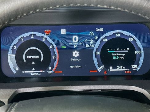 Used 2025 Toyota 4Runner TRD Off-Road image 24