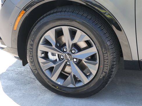 Used 2025 Kia Sportage SX Prestige AWD/4WD image 9